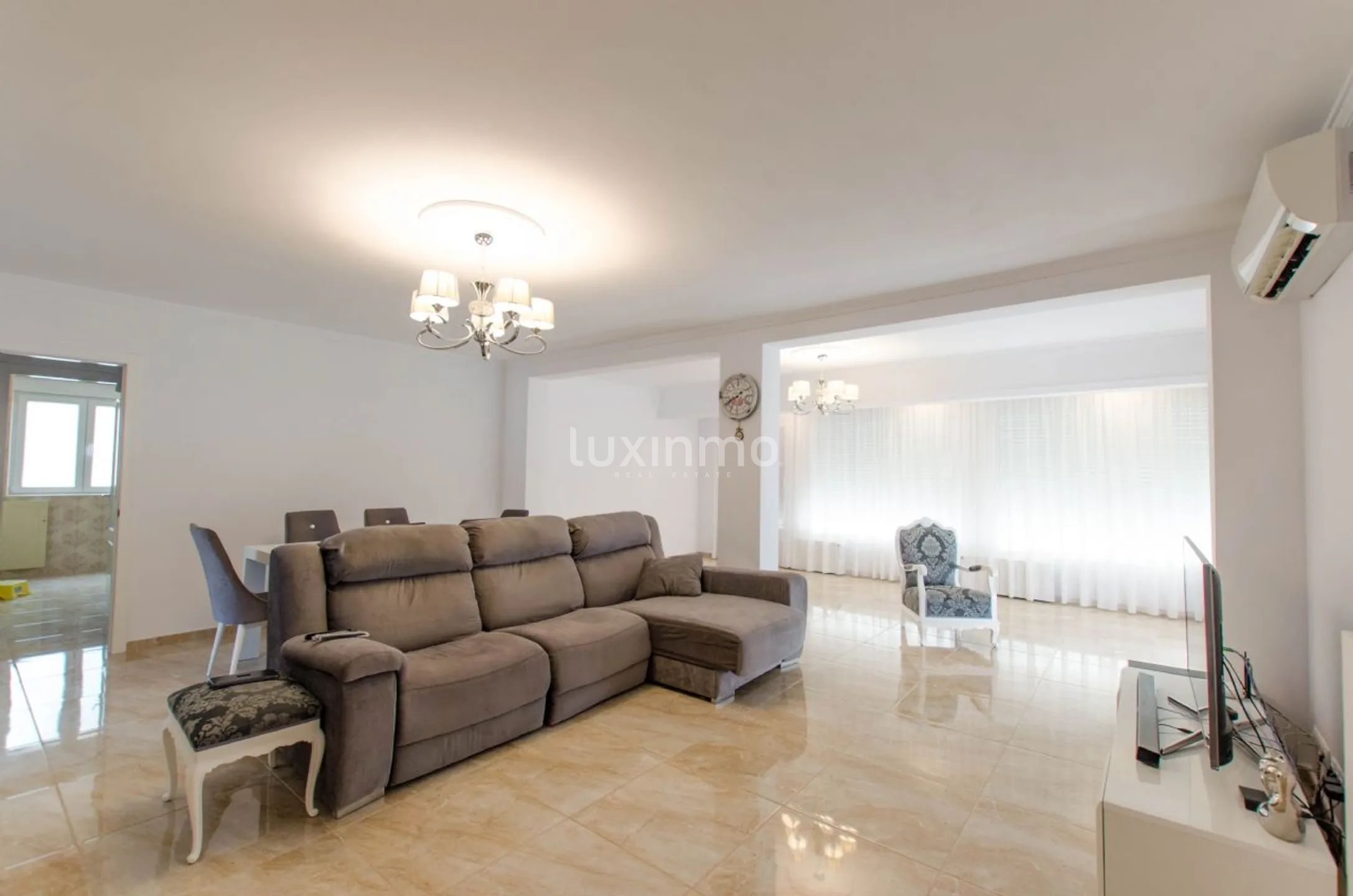 For salg nylig renovert Villa i La Nucia med privat basseng — photo 29