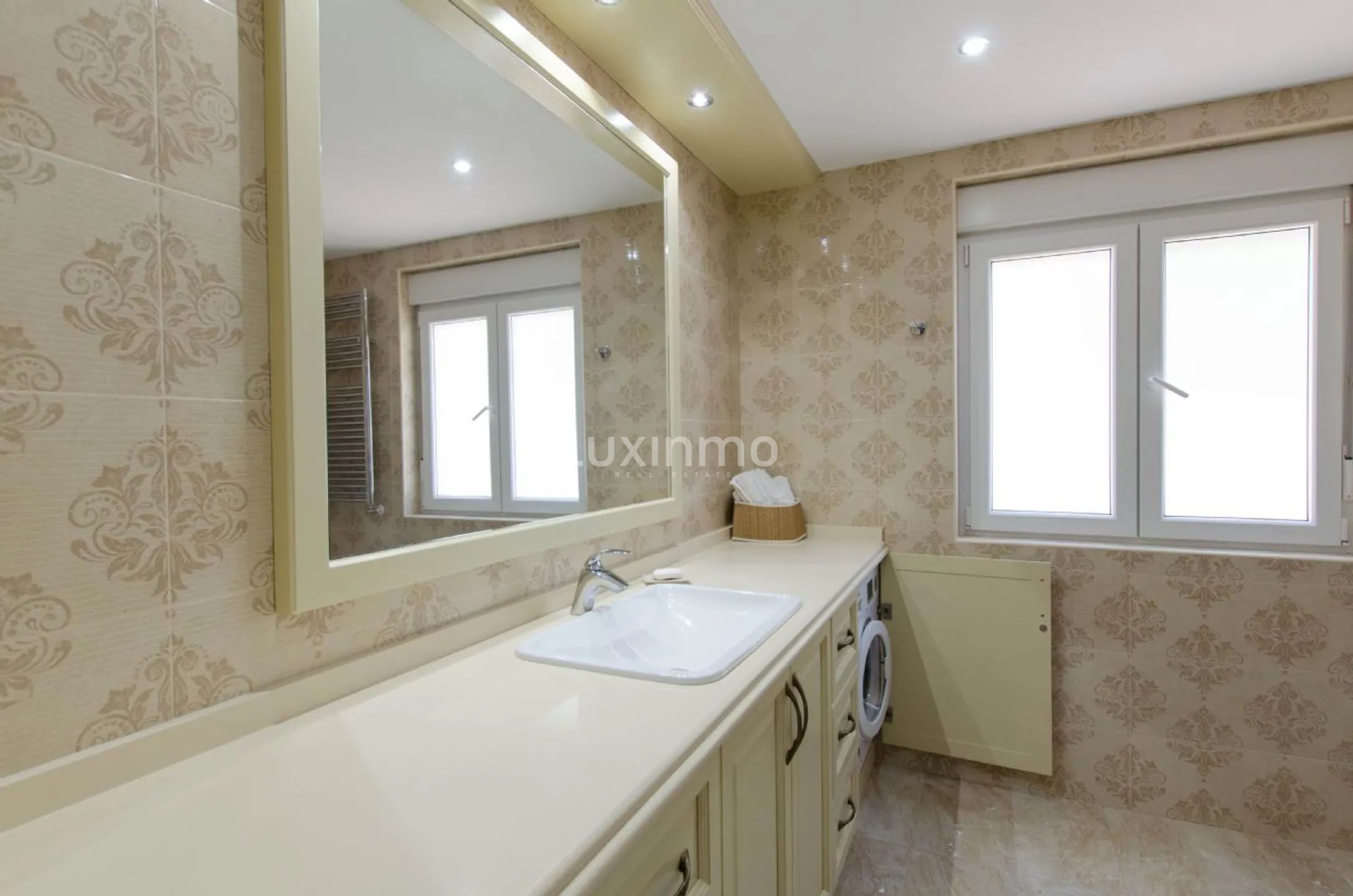 For salg nylig renovert Villa i La Nucia med privat basseng — photo 30