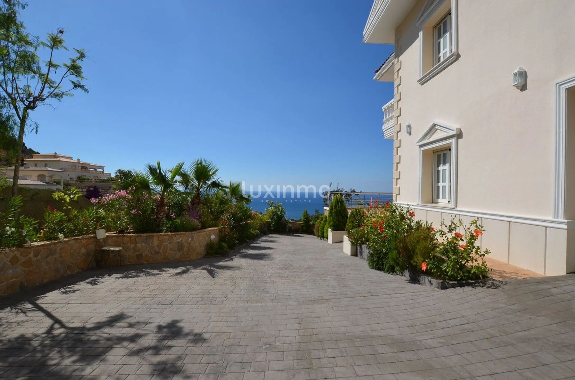 Newly built villa with sea views in Sierra Altea — photo 14