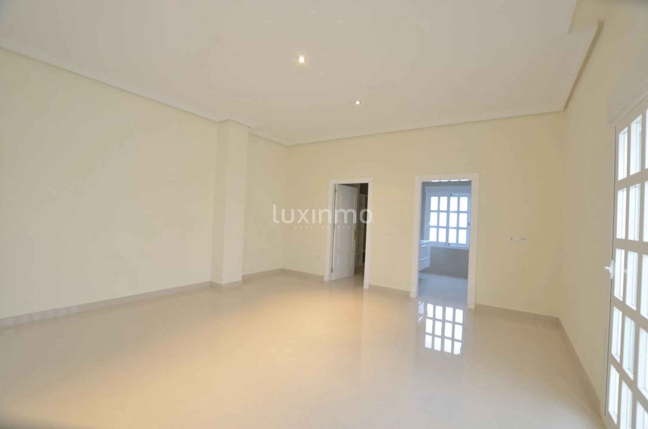 Newly built villa with sea views in Sierra Altea — photo 23