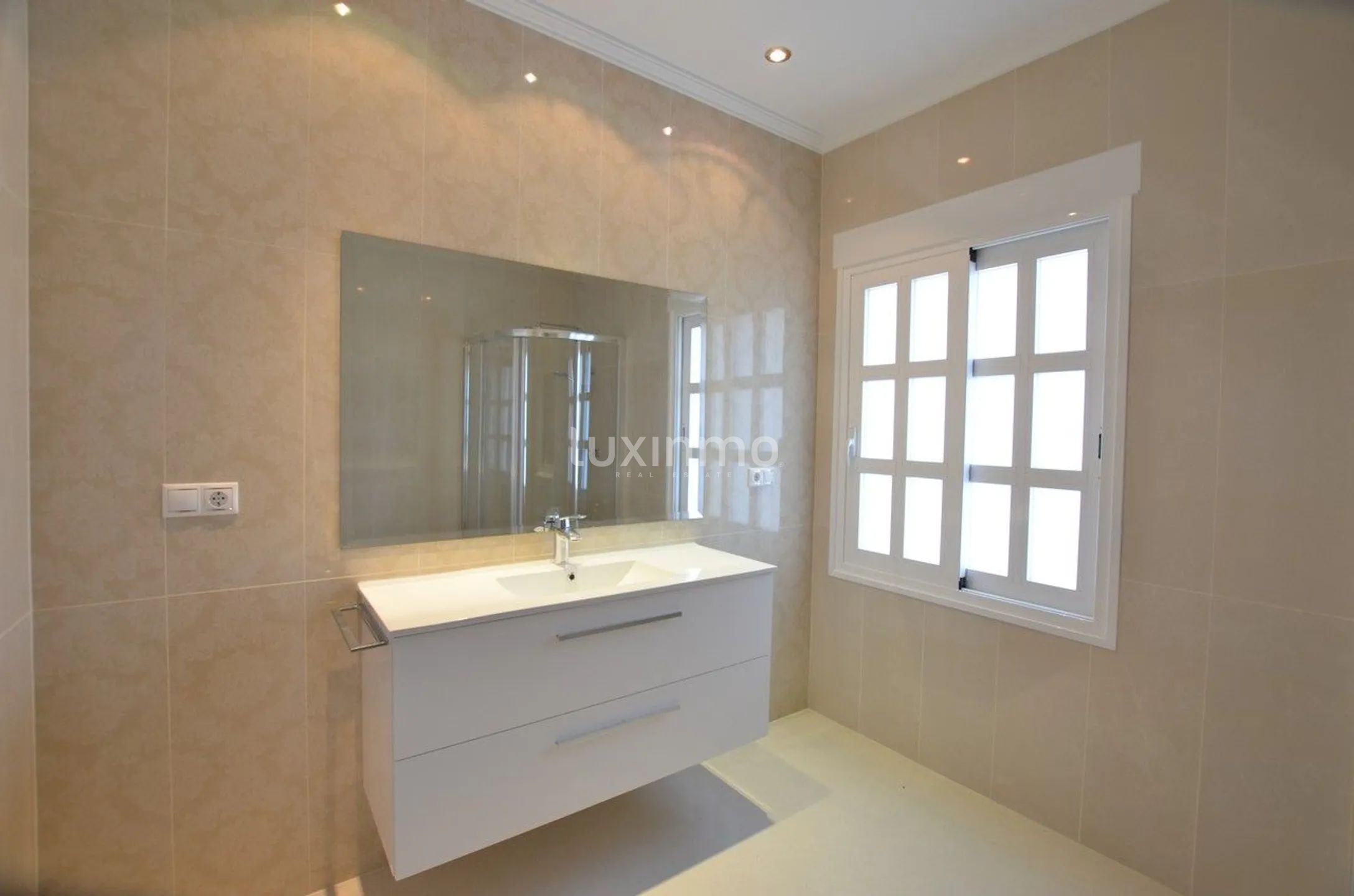 Nybygd Villa med havutsikt i Sierra Altea — photo 28
