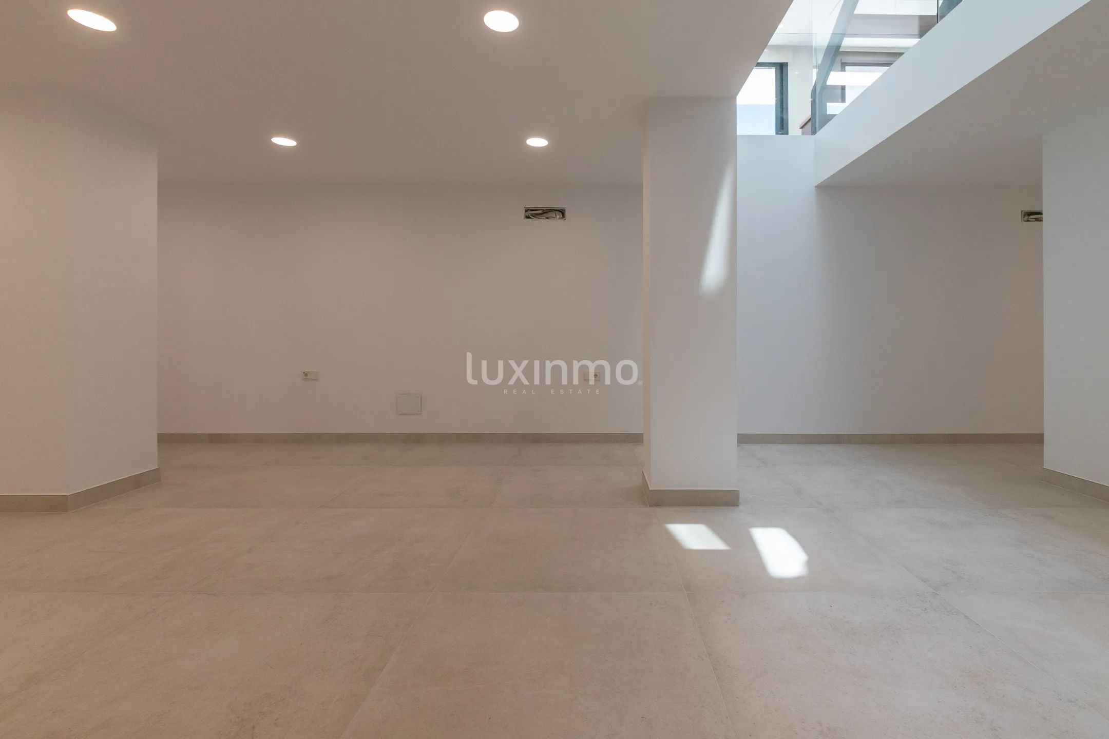 Neu gebaute Villa zum Verkauf in Altea Hills — photo 41