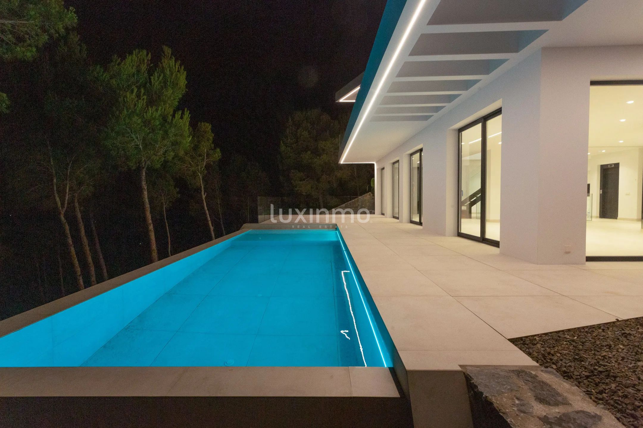 Neu gebaute Villa zum Verkauf in Altea Hills — photo 53