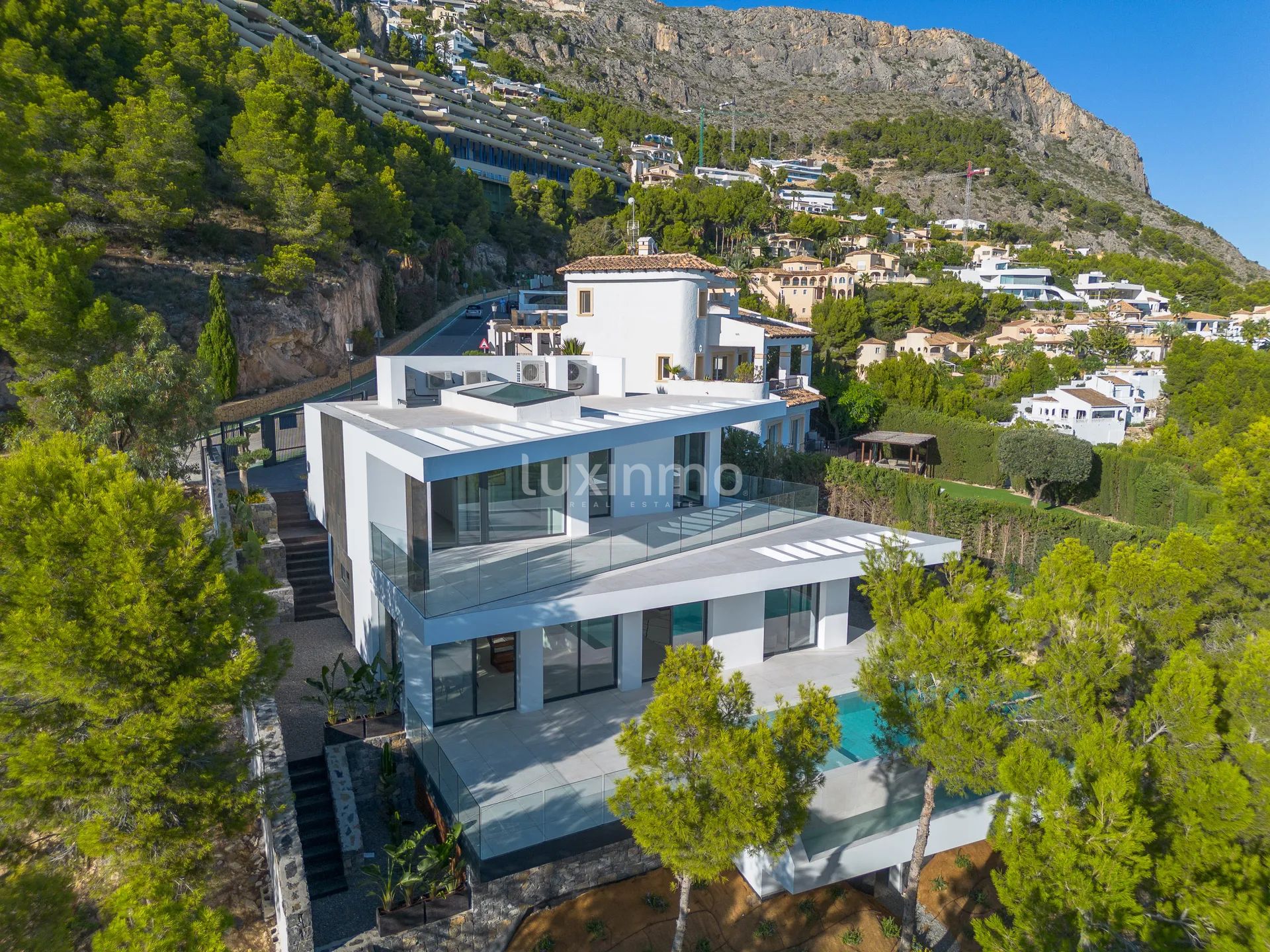 Neu gebaute Villa zum Verkauf in Altea Hills — photo 54