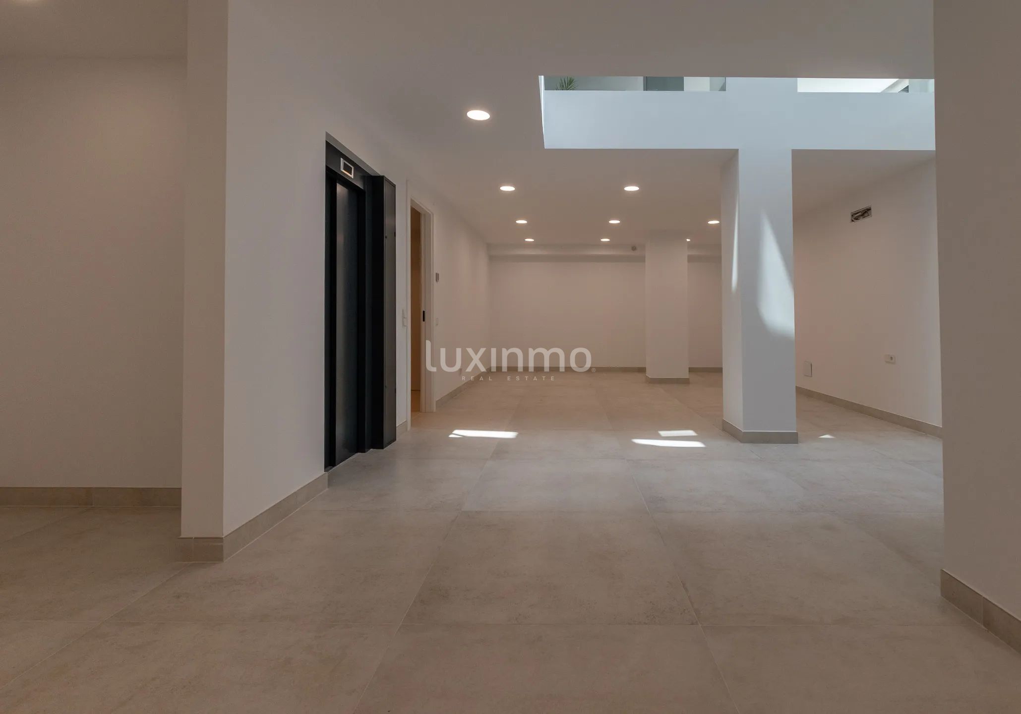 Neu gebaute Villa zum Verkauf in Altea Hills — photo 42