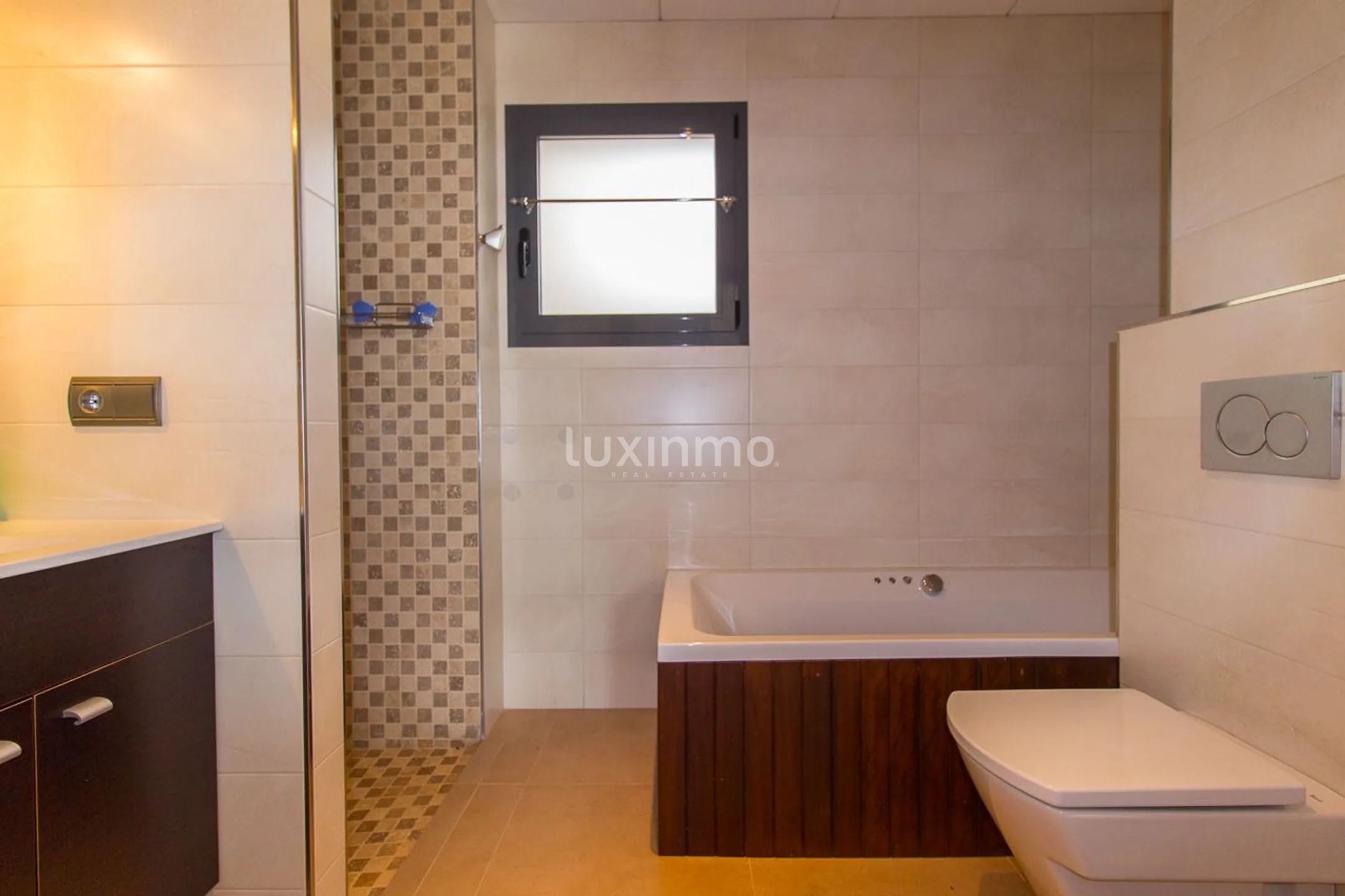 For sale luxury apartment in front of the yacht club of Altea — photo 18