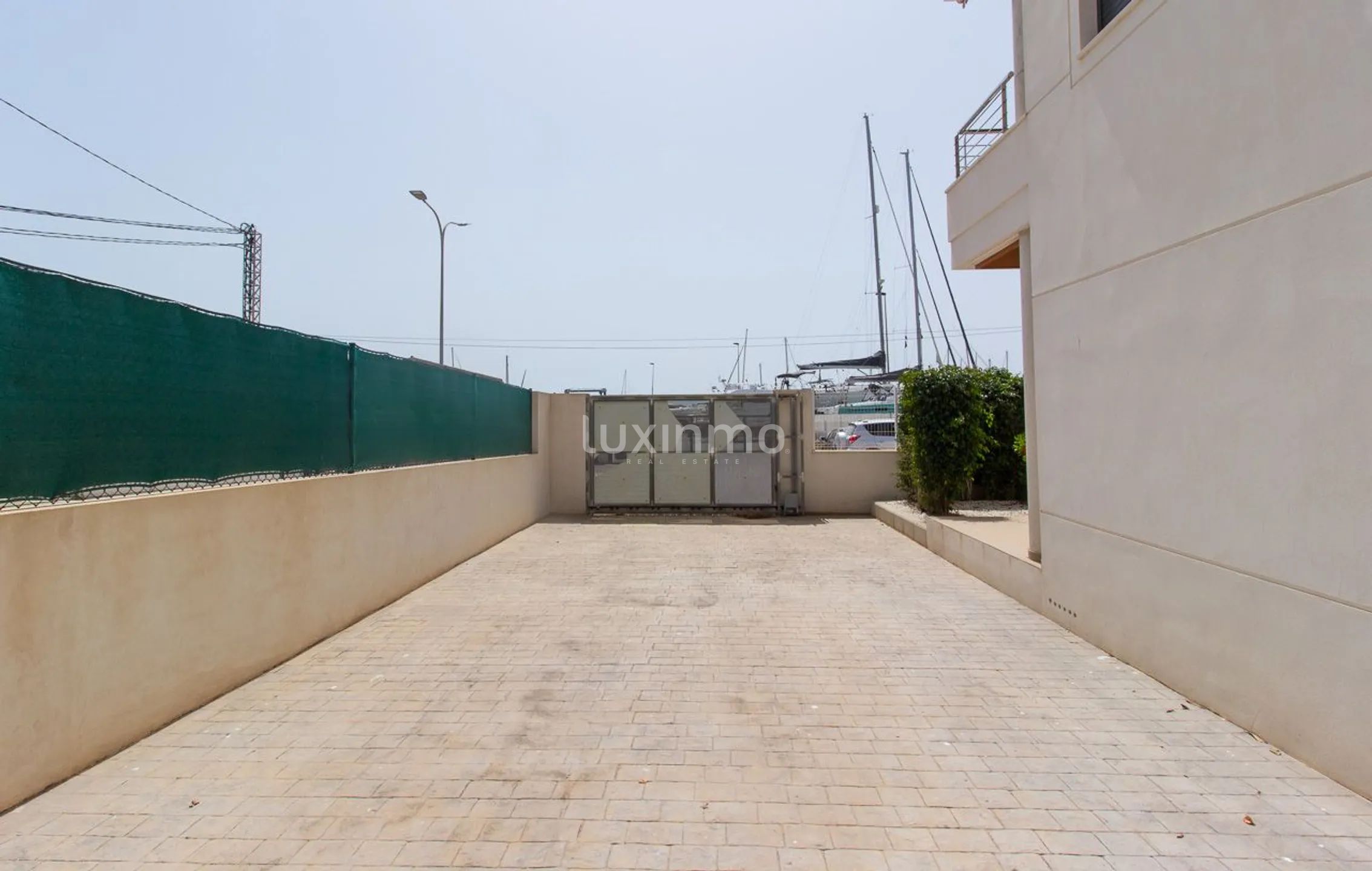 For sale luxury apartment in front of the yacht club of Altea — photo 23