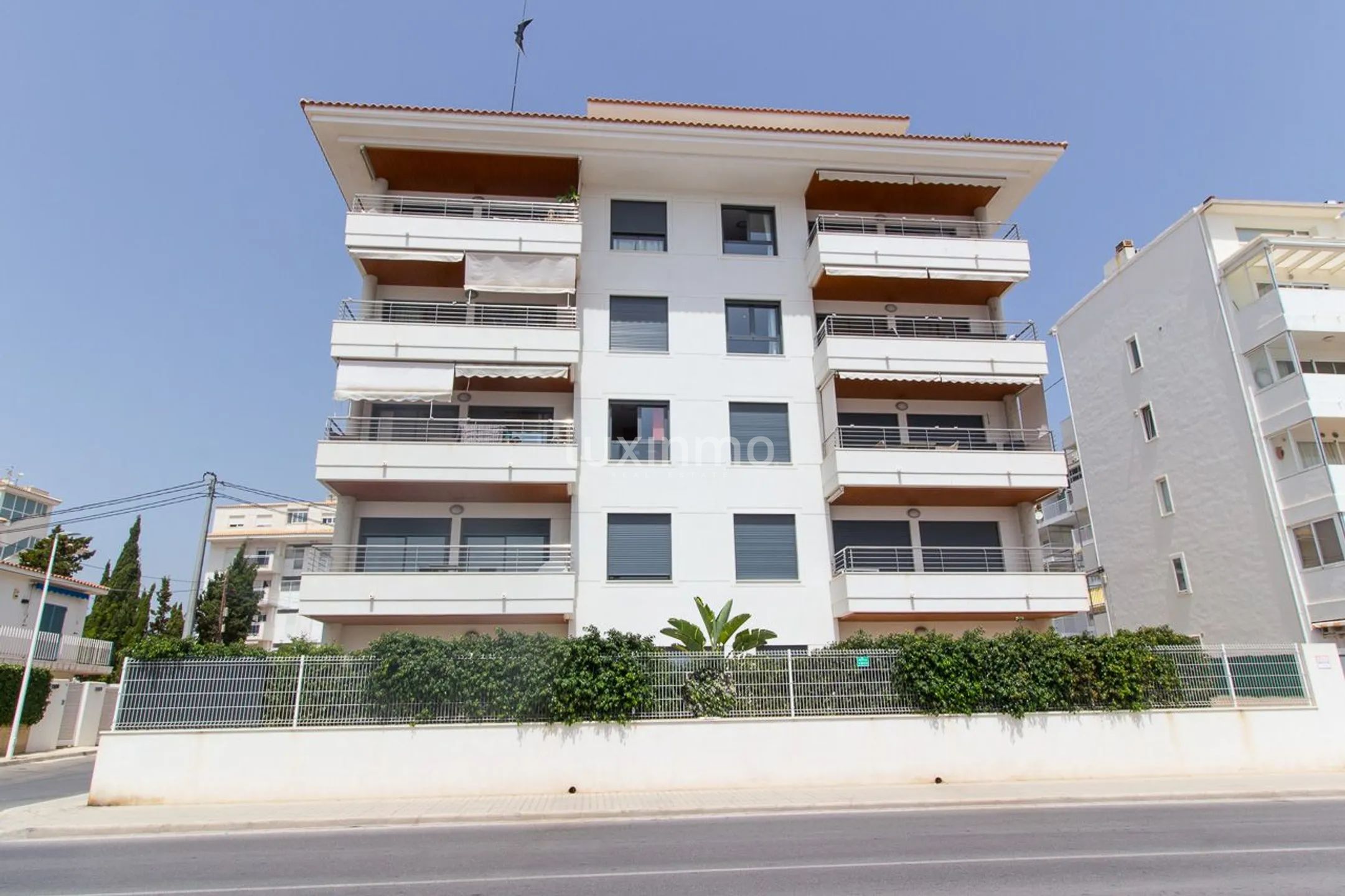 For sale luxury apartment in front of the yacht club of Altea — photo 29