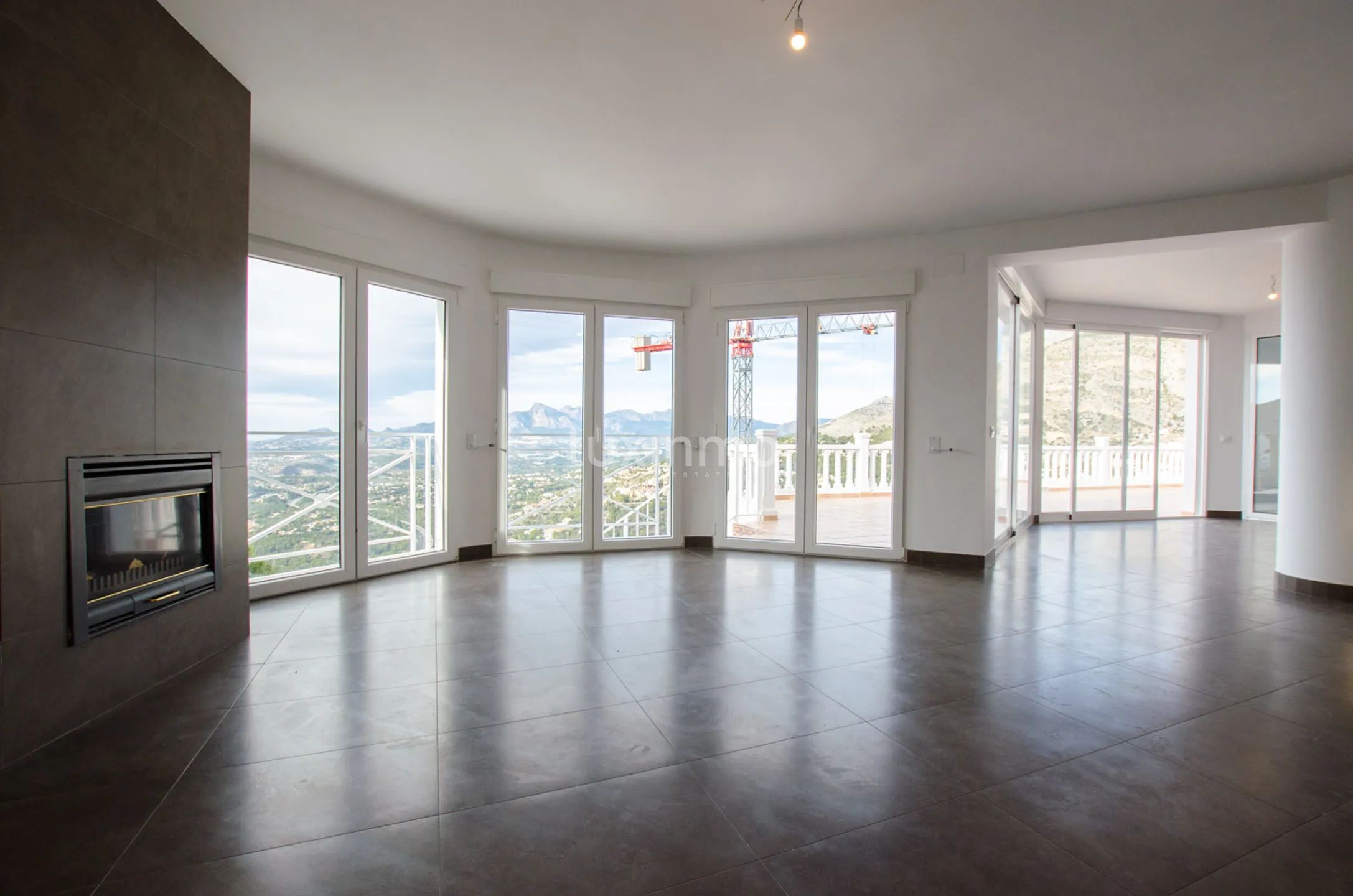 Villa with sea views in Altea Hills — photo 12
