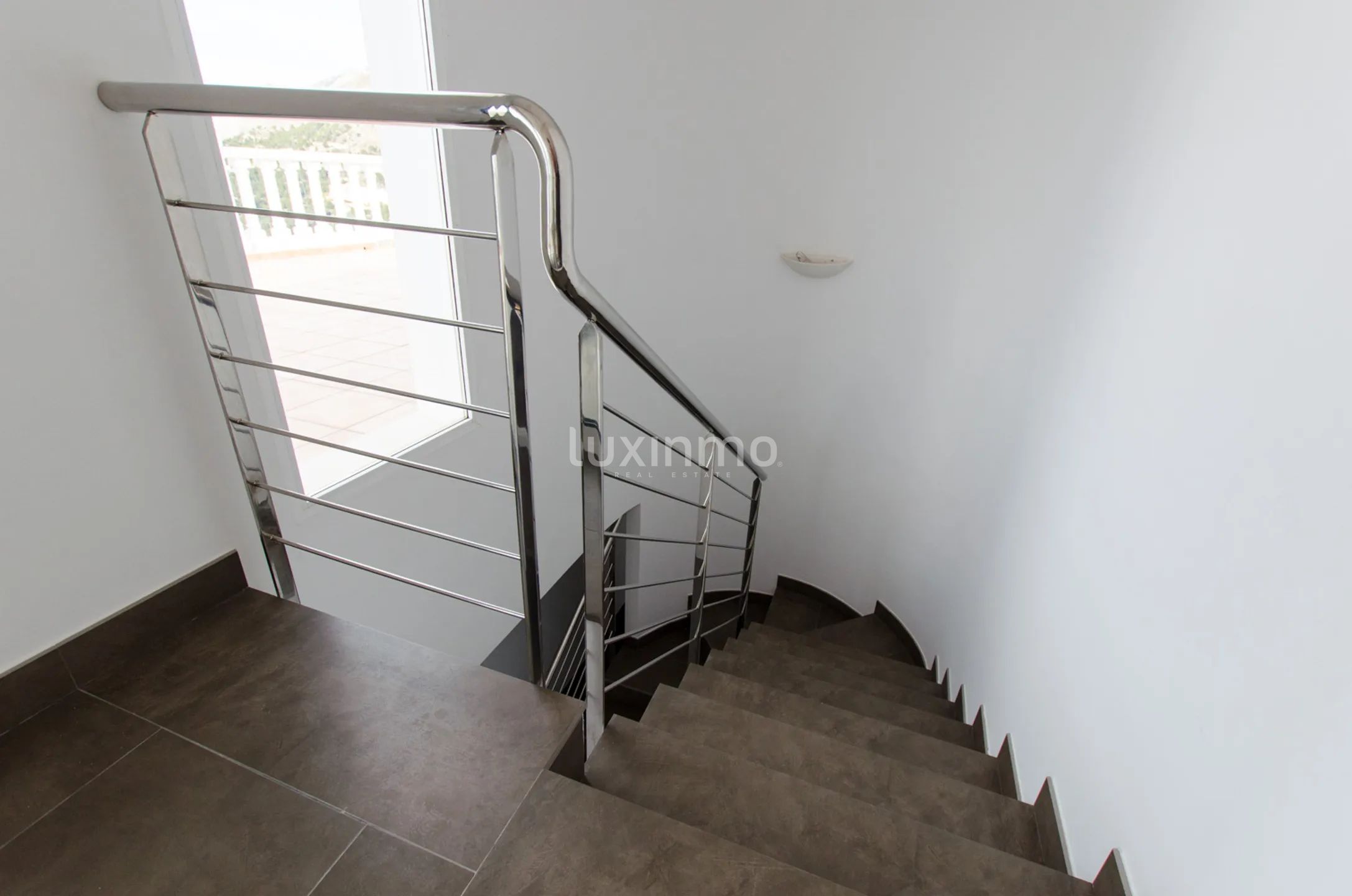 Villa with sea views in Altea Hills — photo 28