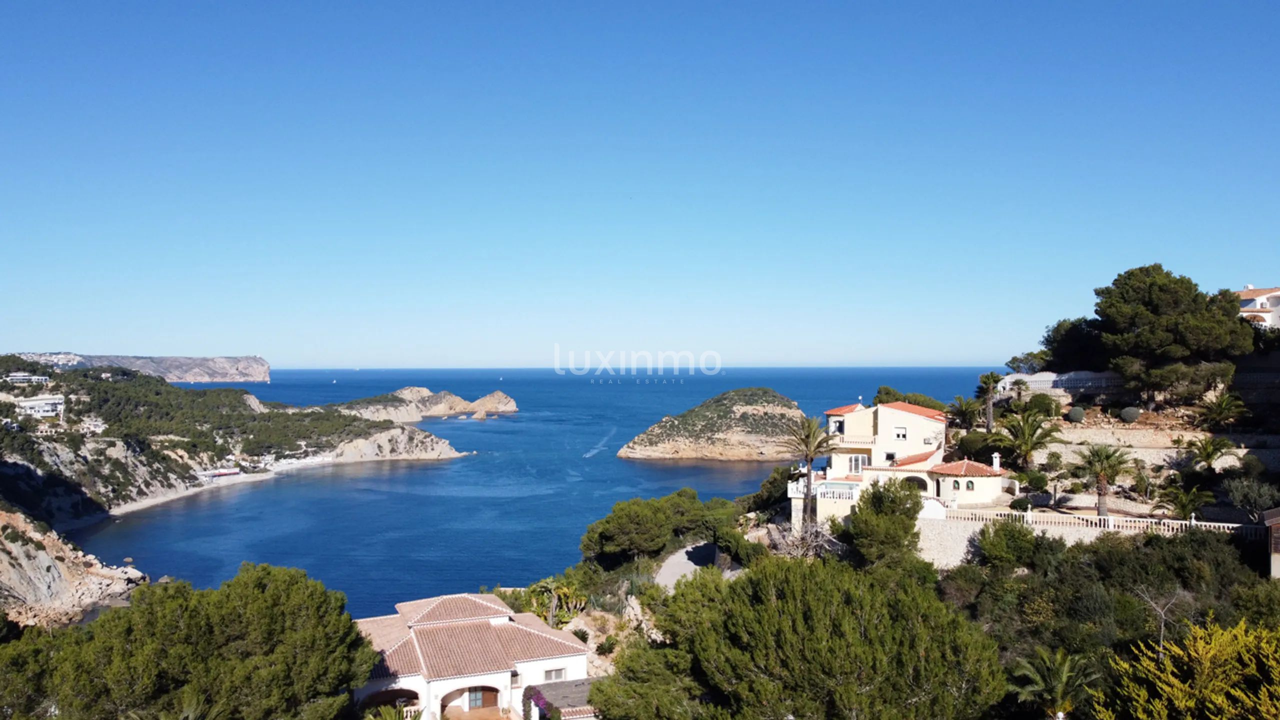 Nouvelle villa de style moderne surplombant le Portixol à Javea — photo 9