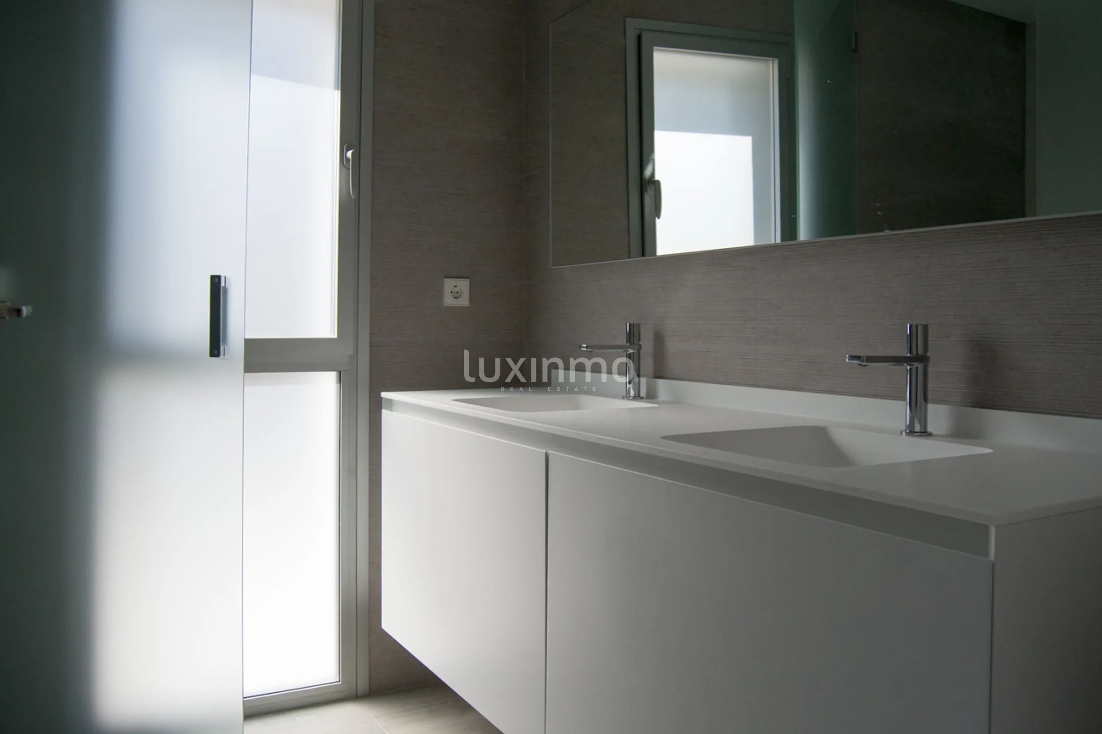 Nouvelle villa de style moderne surplombant le Portixol à Javea — photo 23
