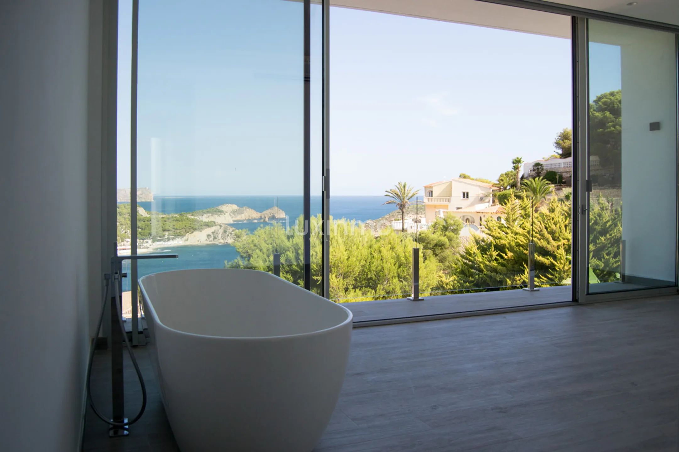 Nouvelle villa de style moderne surplombant le Portixol à Javea — photo 28