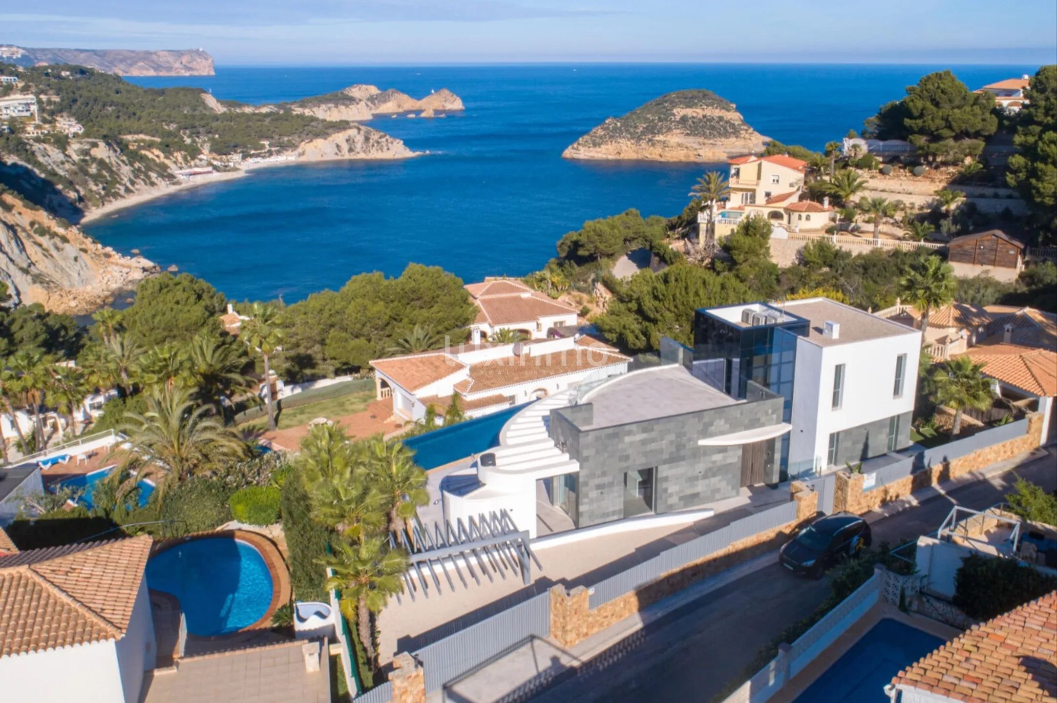 Ny moderne stil villa med utsikt over Portixol i Javea — photo 1