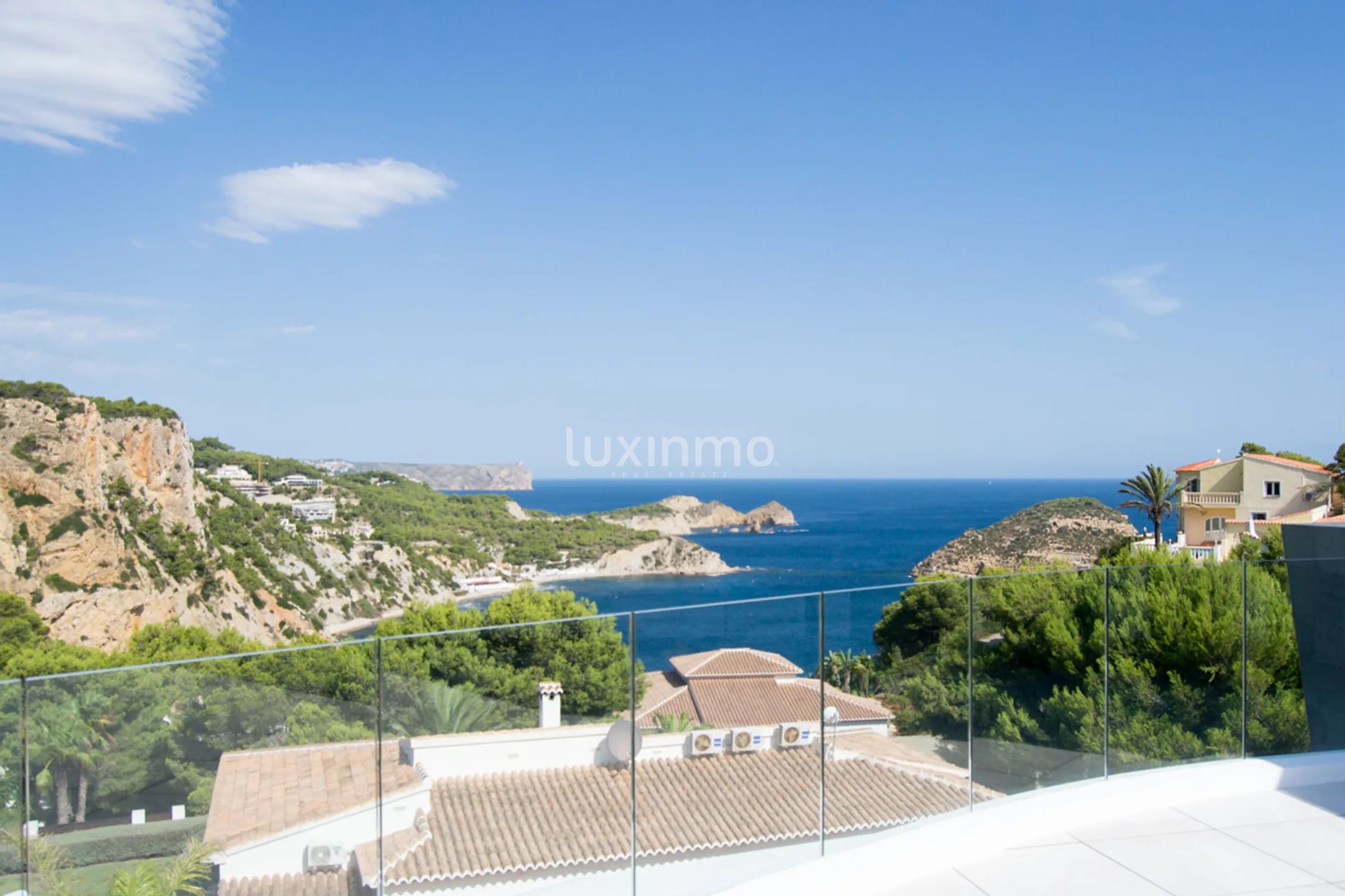 Nouvelle villa de style moderne surplombant le Portixol à Javea — photo 35