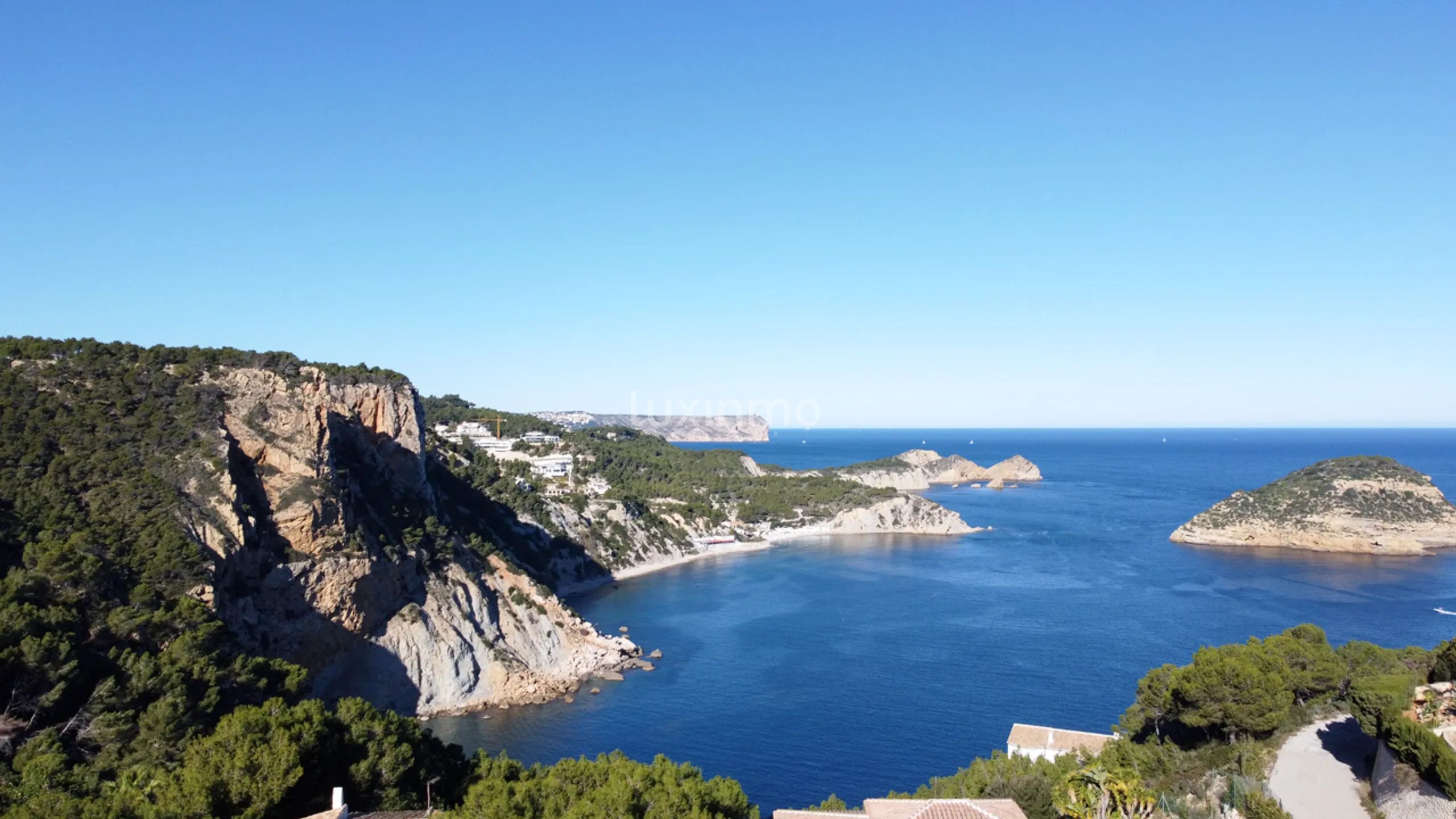 Nouvelle villa de style moderne surplombant le Portixol à Javea — photo 8