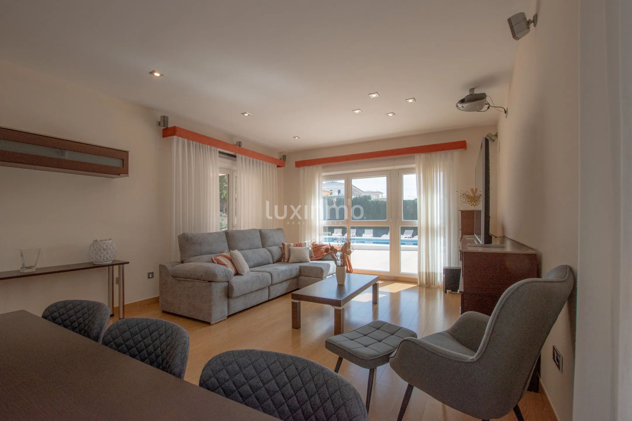 House for long rent in Calpe — photo 8