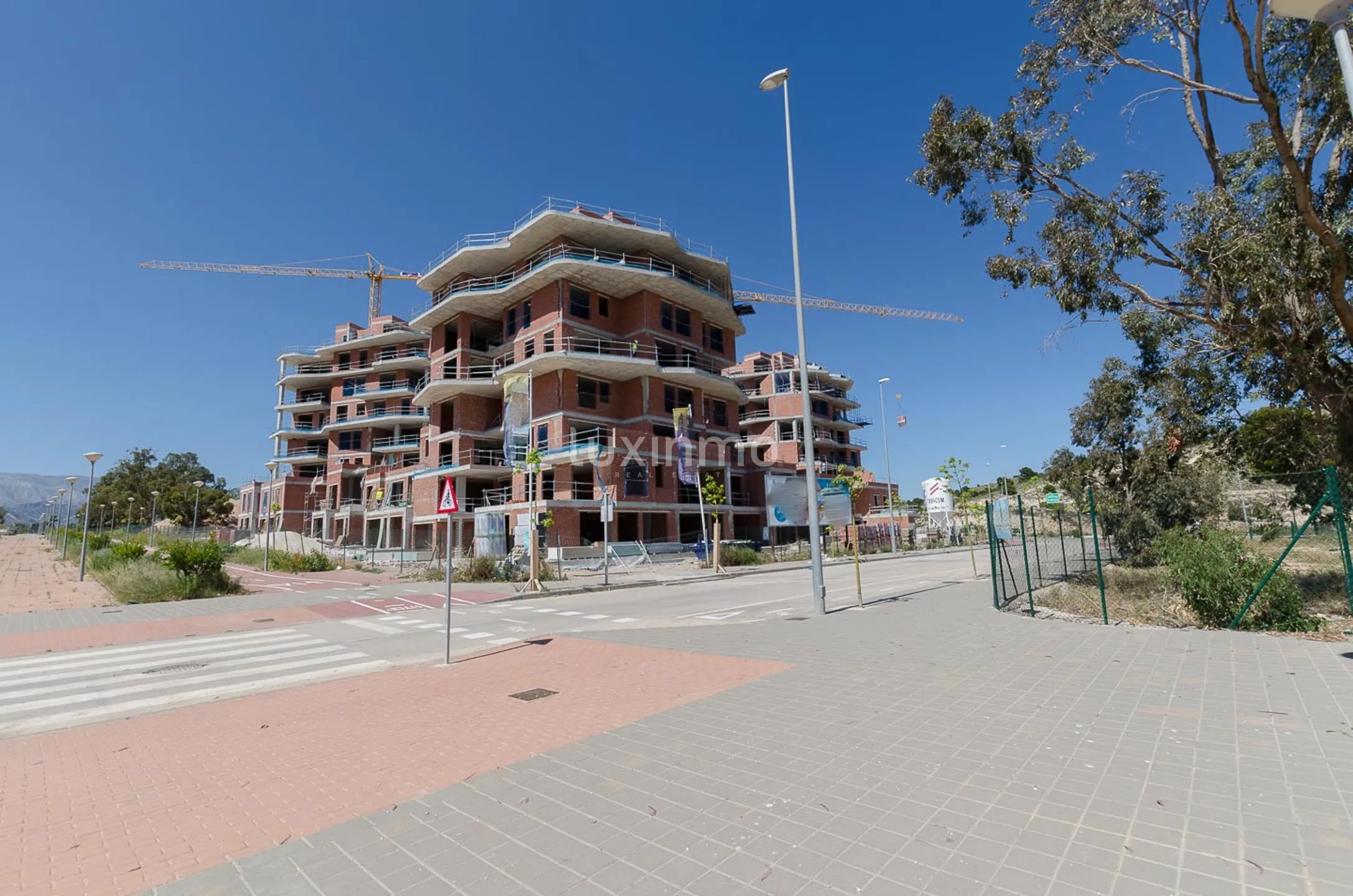 Excellent location on the first line of the Torres beach — photo 6
