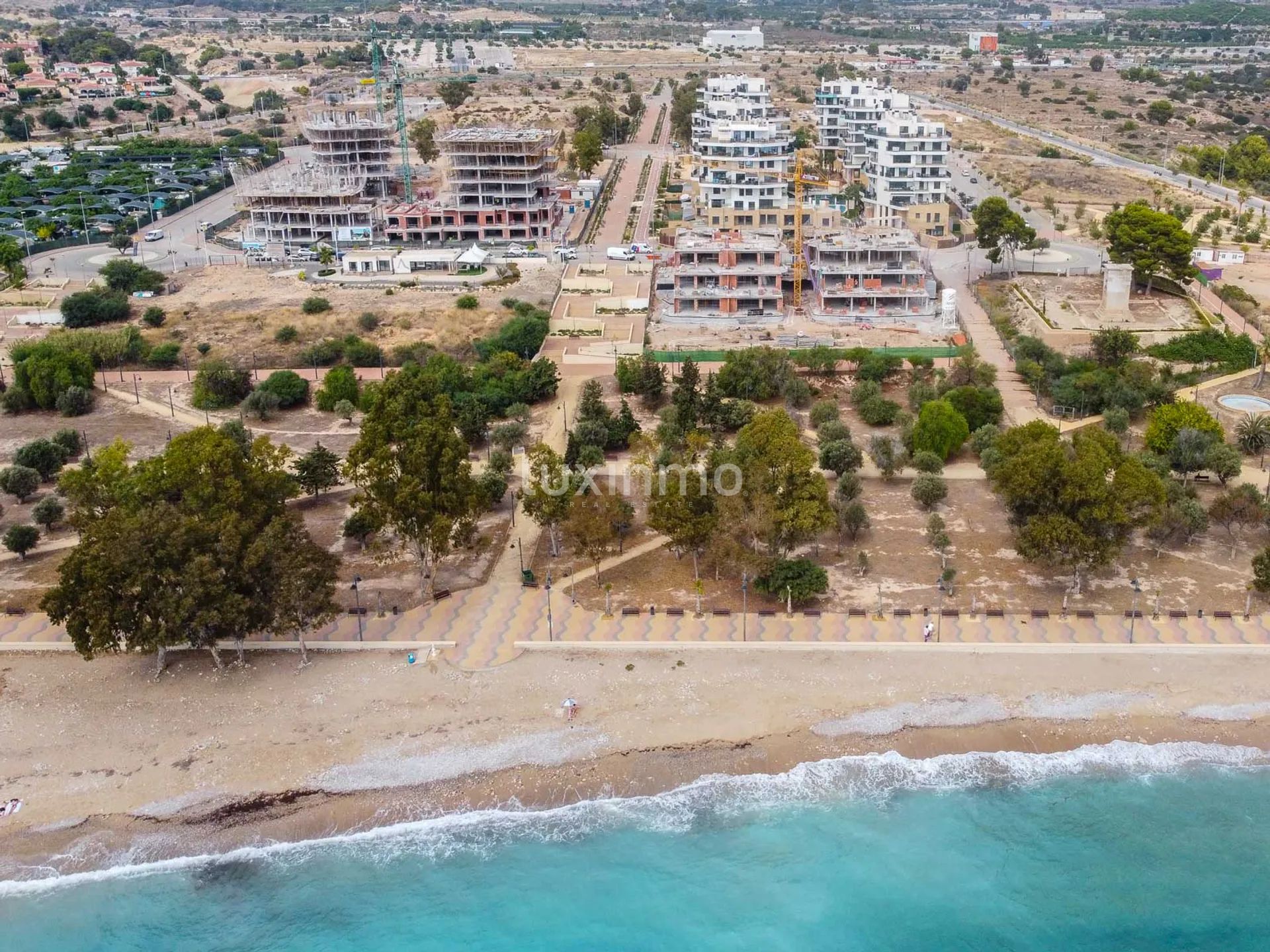 Penthouses on the beach of Villajoyosa — photo 1