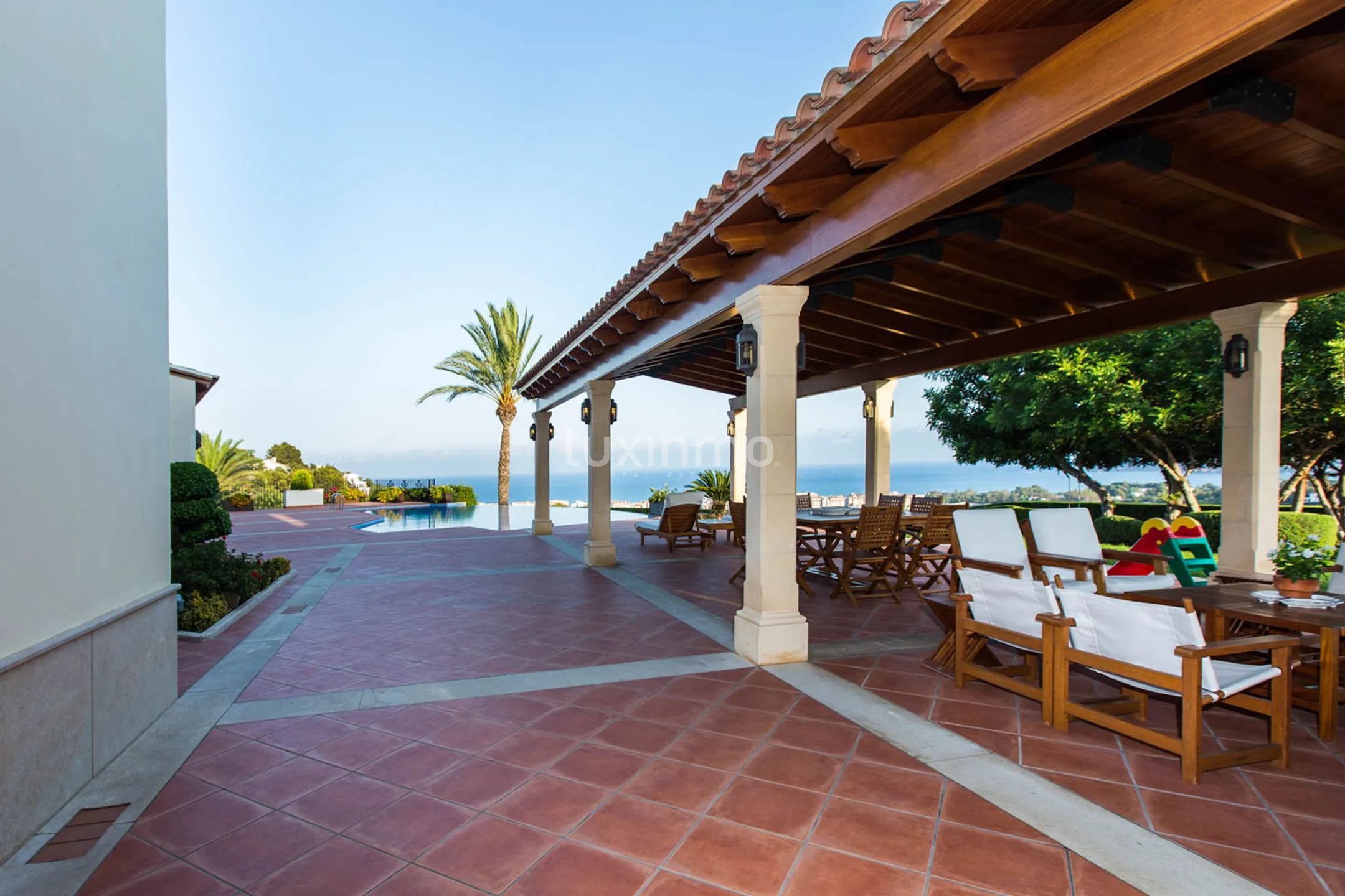 Ekskluzywna luksusowa willa z siedmioma sypialniami i panoramicznym widokiem na morze w Altea — photo 16