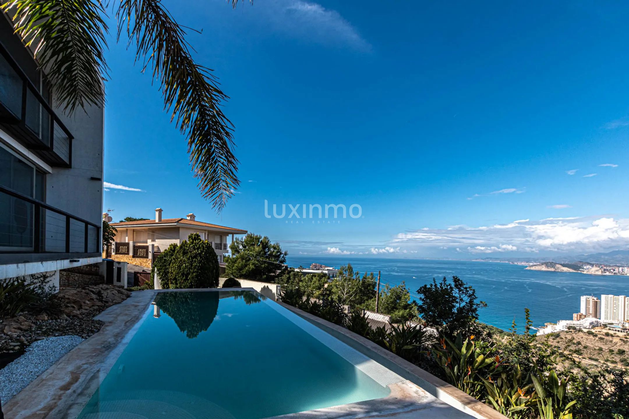 Villa mit Meerblick zu verkaufen in Benidorm